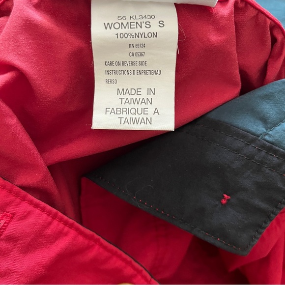 Women COLUMBIA ANORAK WINDBREAKER size Small red half button up hooded nylon - Picture 7 of 10